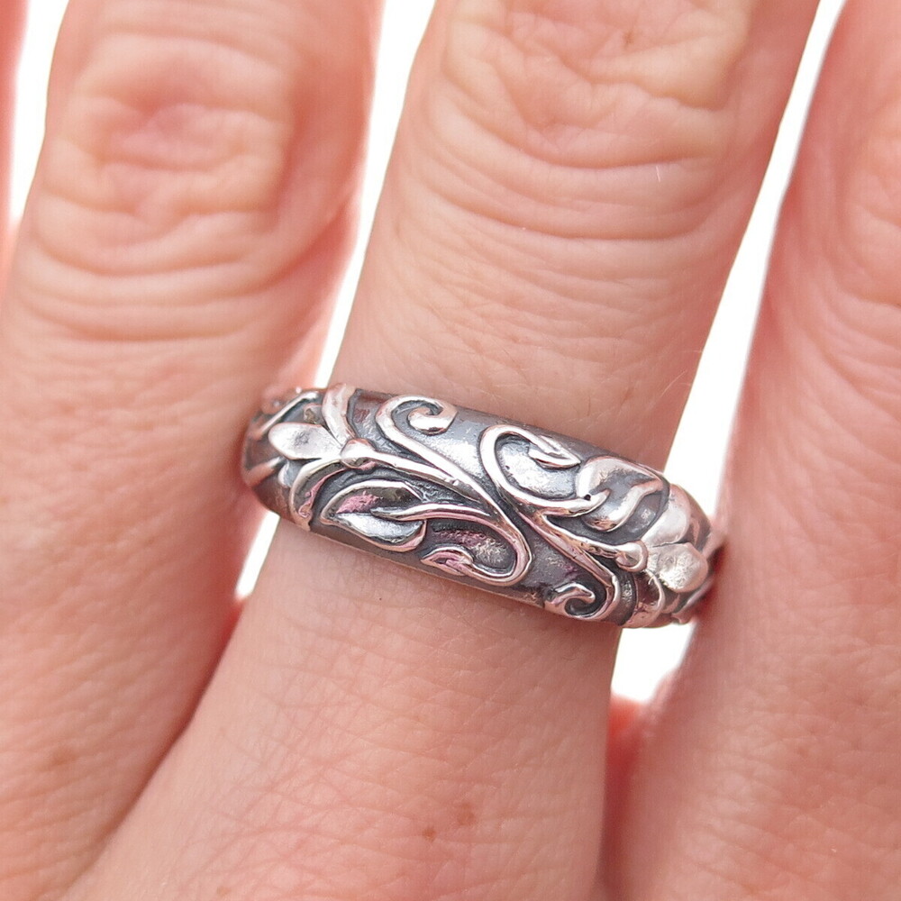 Jezlaine 925 Sterling Silver Vintage Floral Oxidized Ring Size 8